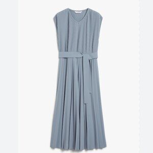 Max Mara Kiss Pleated Jersey Midi Dress Light Blue Gray Size 14 NWT Missing Belt